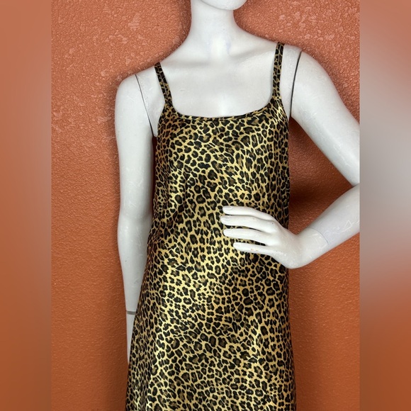 VICTORIA'S SECRET Leopard Print Satin Medium Chemise Full Length Lingerie.  E33 - Picture 7 of 15